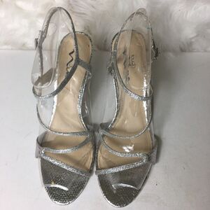 Touch of Nina Silver Straps open toe heels SZ 11M